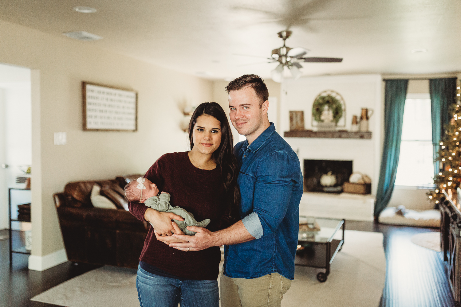 Newborn-In-Home-Lifestyle-Kali-Mikelle-The-Woodlands-Photographer13.jpg