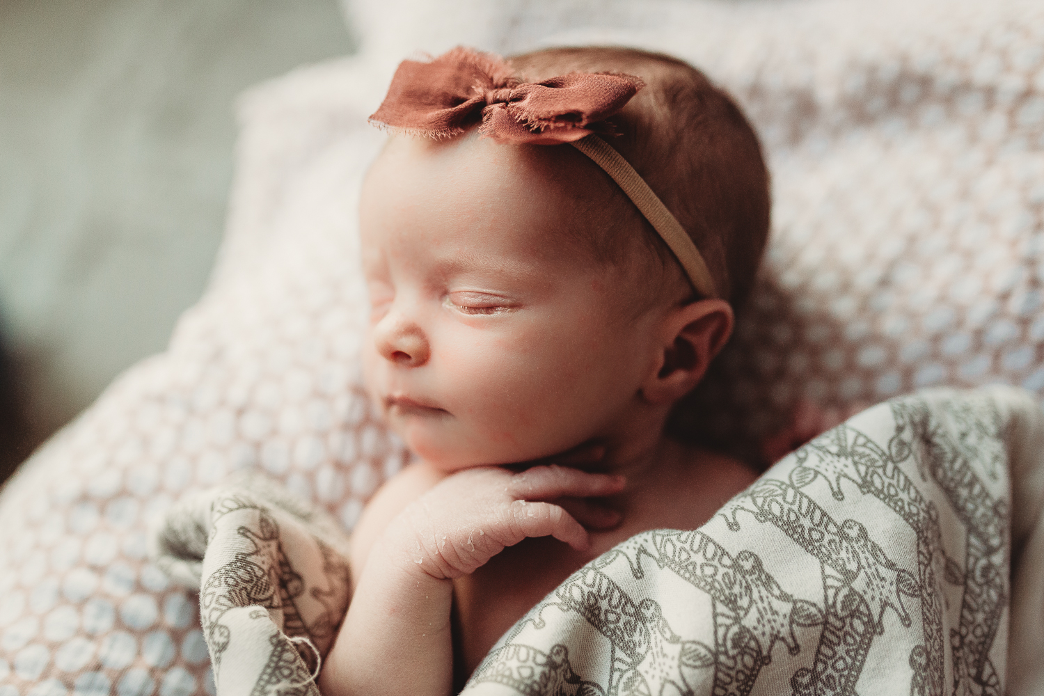 Newborn-In-Home-Lifestyle-Kali-Mikelle-The-Woodlands-Photographer34.jpg