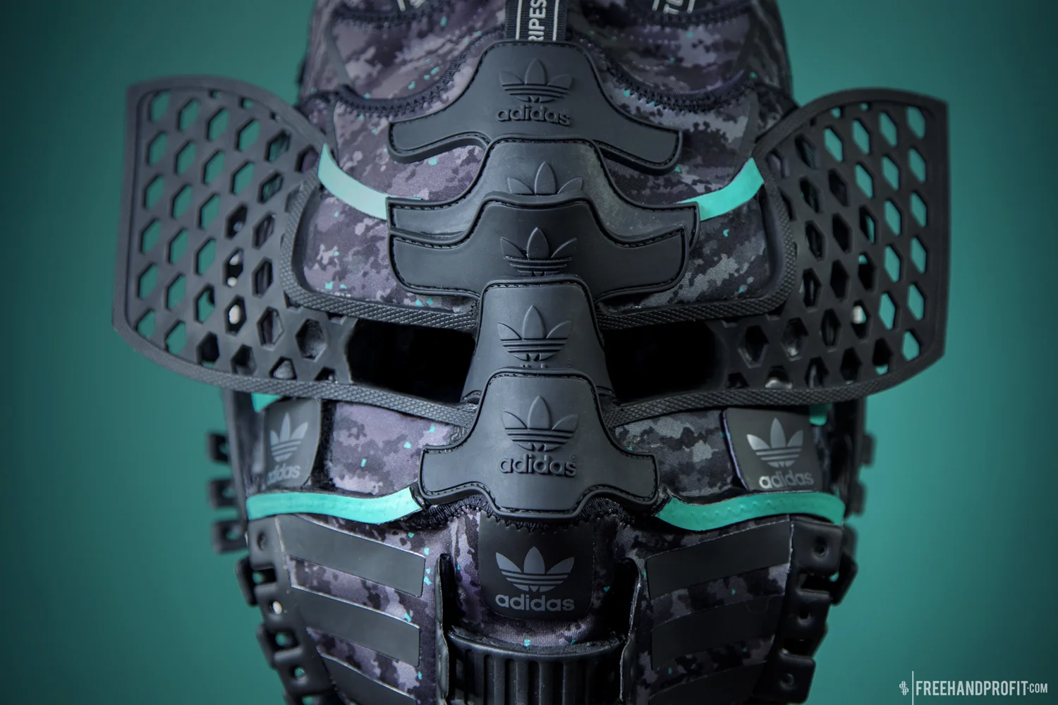 No.127 : adidas NMD R1 Mask  FREEHAND PROFIT