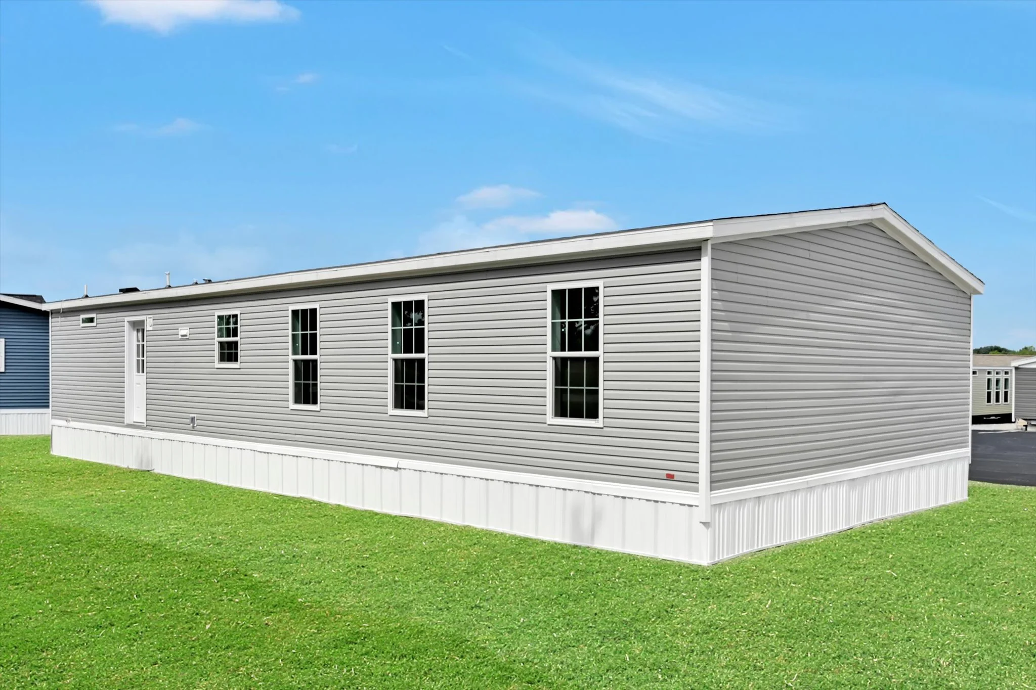 08-Exterior Back.jpg