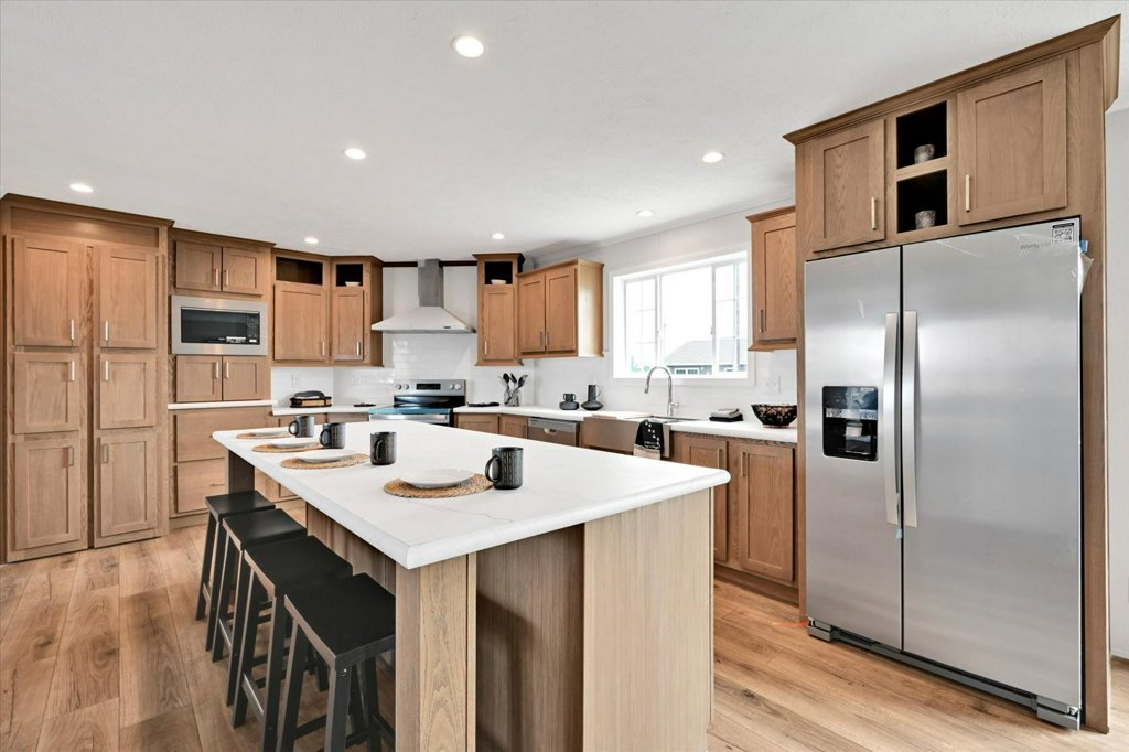 016-16-Kitchen_m.jpg