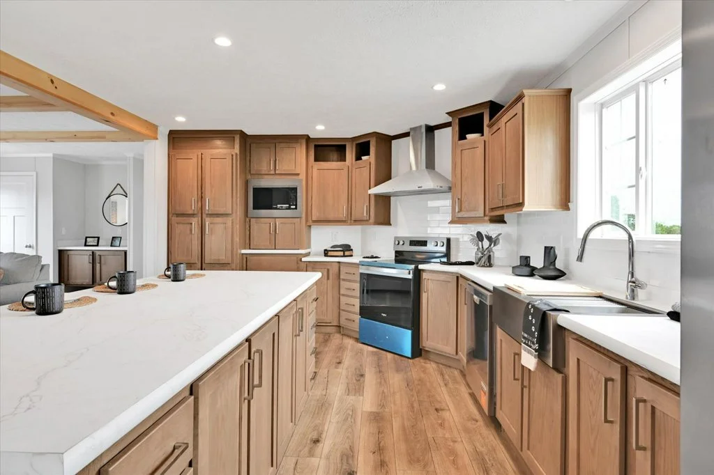 017-17-Kitchen_m.jpg