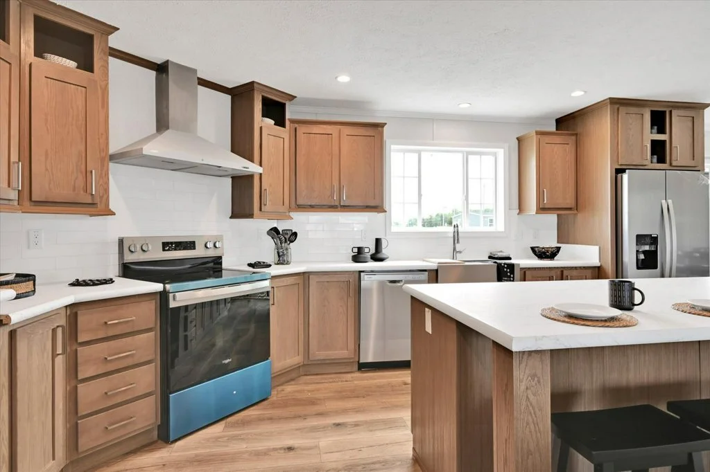 018-18-Kitchen_m.jpg