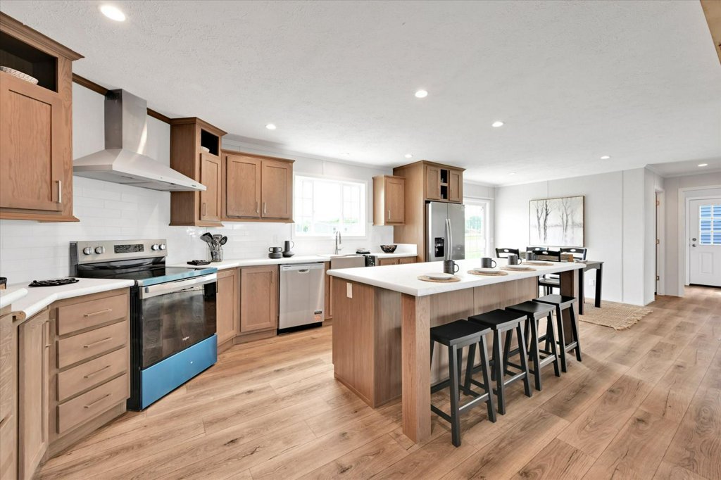 019-19-Kitchen_m.jpg
