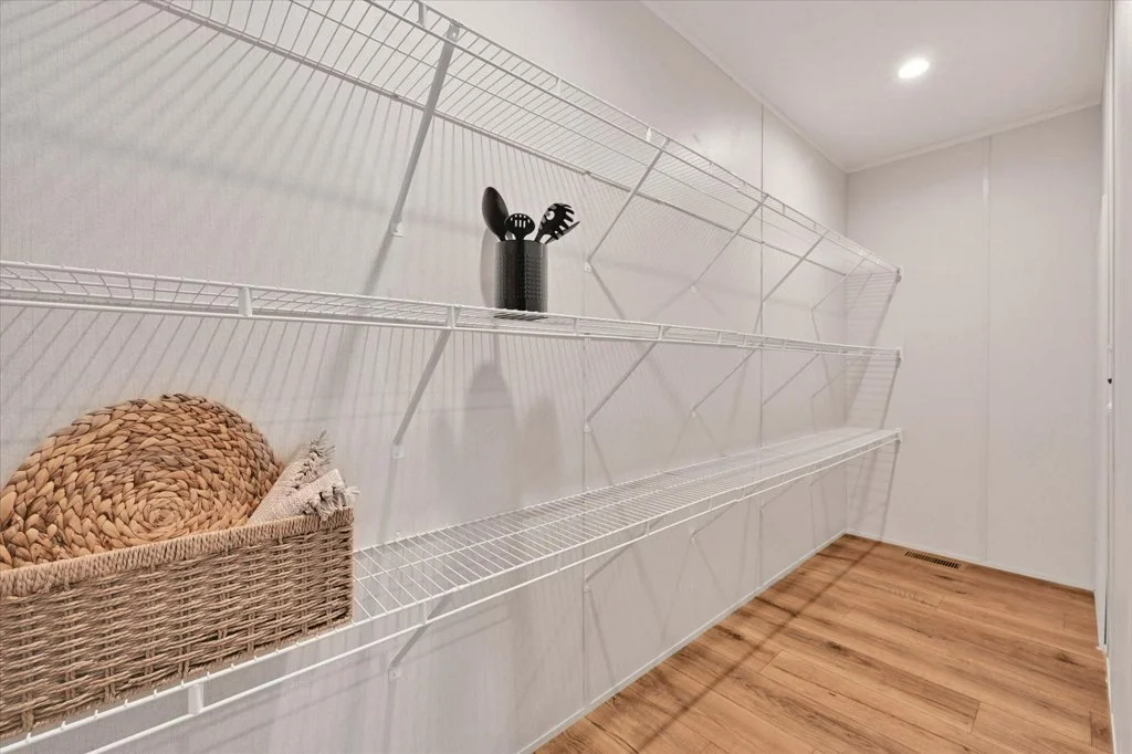 021-21-Pantry_m.jpg