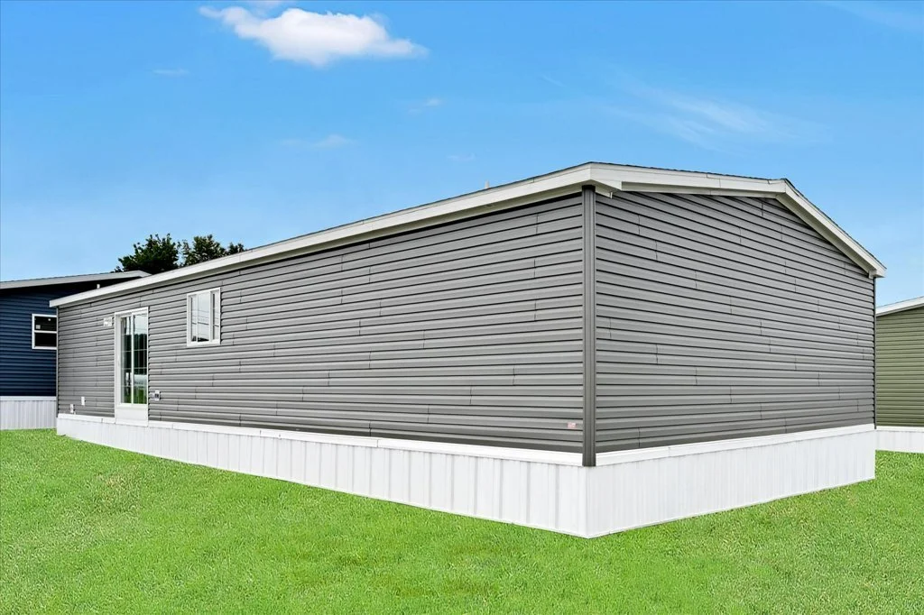035-35-Exterior Back_m.jpg