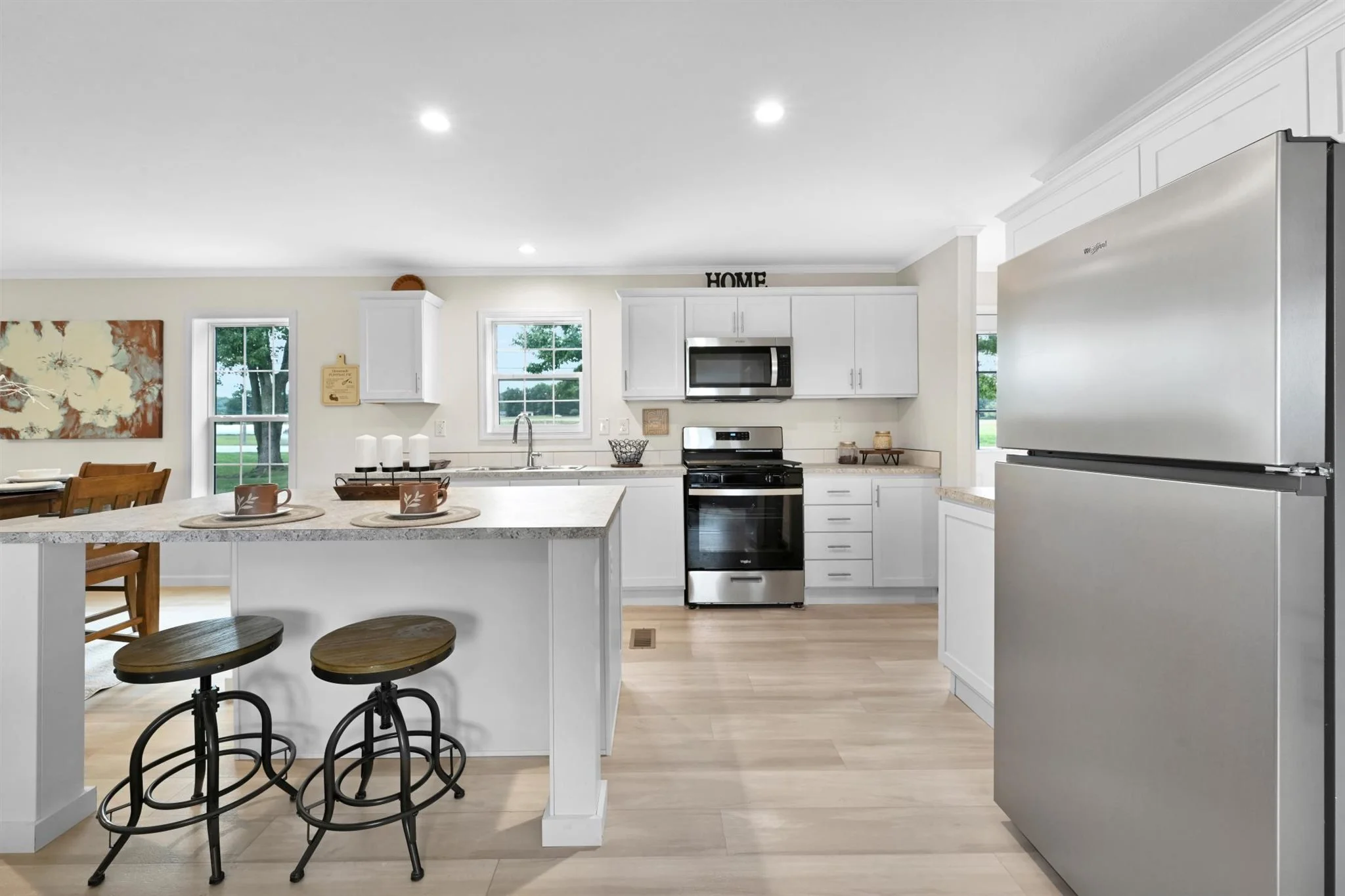 11-Kitchen.jpg