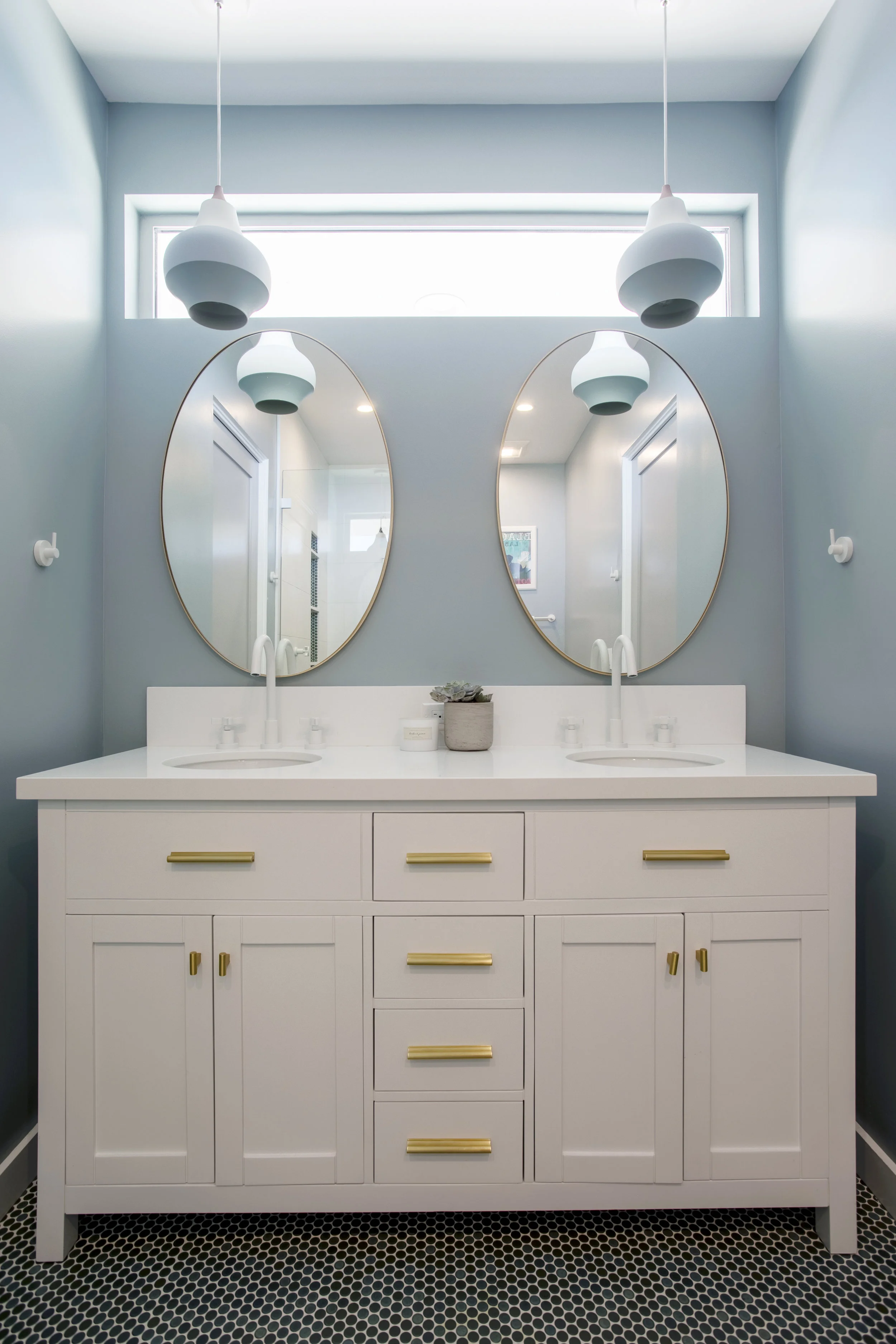 jack and jill vanity 2.jpg