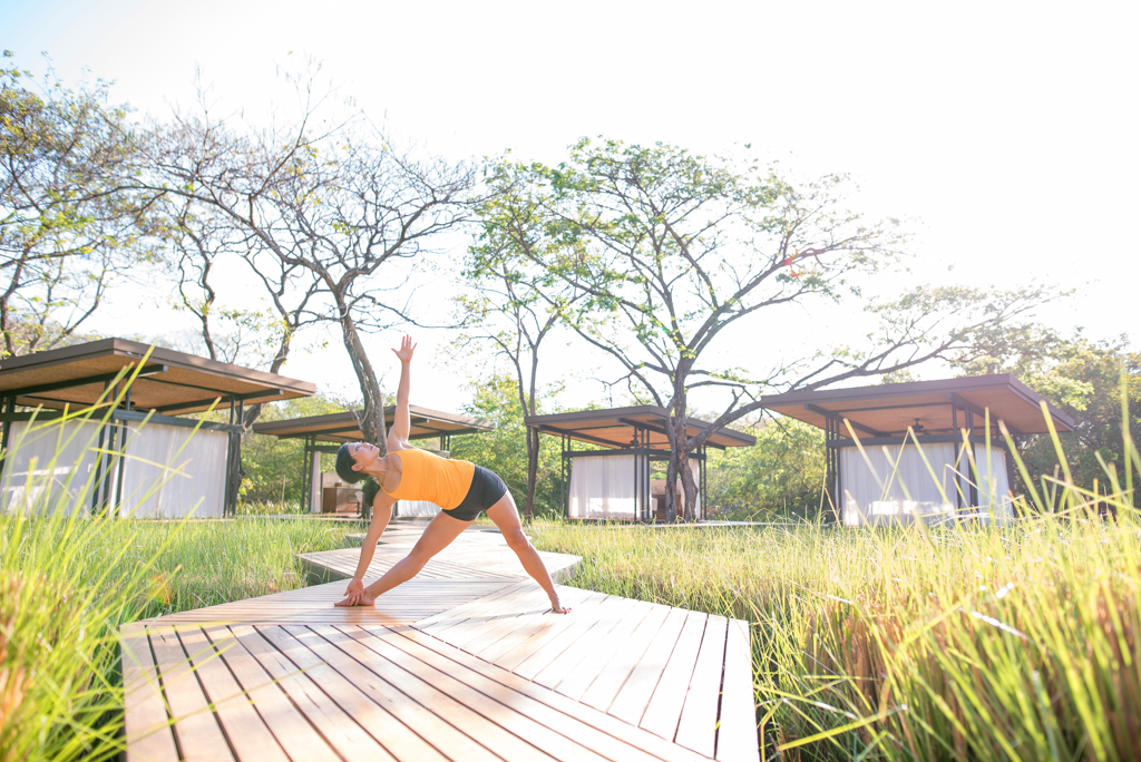 horizontal trikonasana _ costa rica.jpg