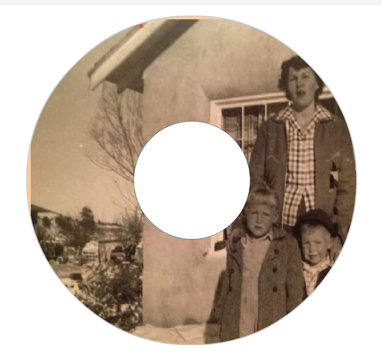  Get 20 DVD's personalized with the photo or graphic of your choice.