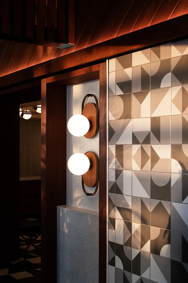 SECTIONAL PORTRAIT IMAGE 800 X 1200_TERRAZZO LIGHT.jpg