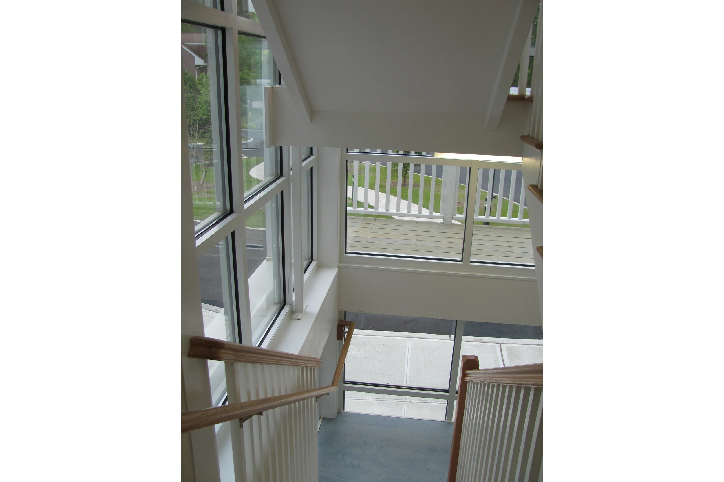 08 - Photo1.jpg