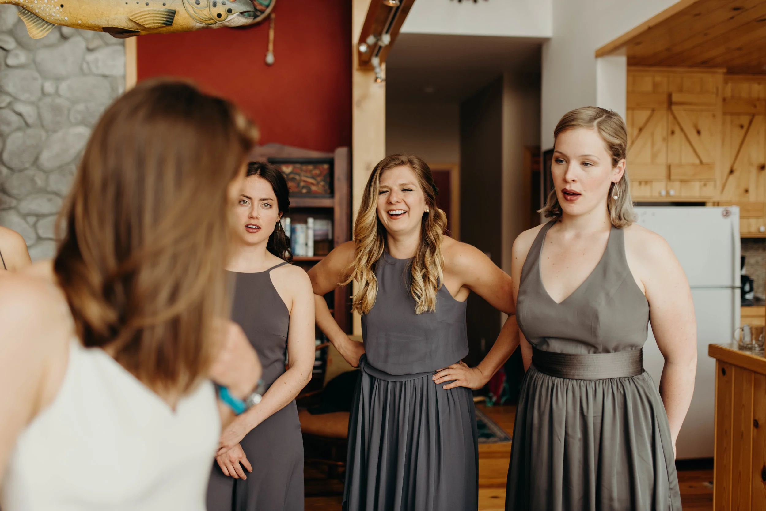 01 Ladies Getting Ready-1401.jpg