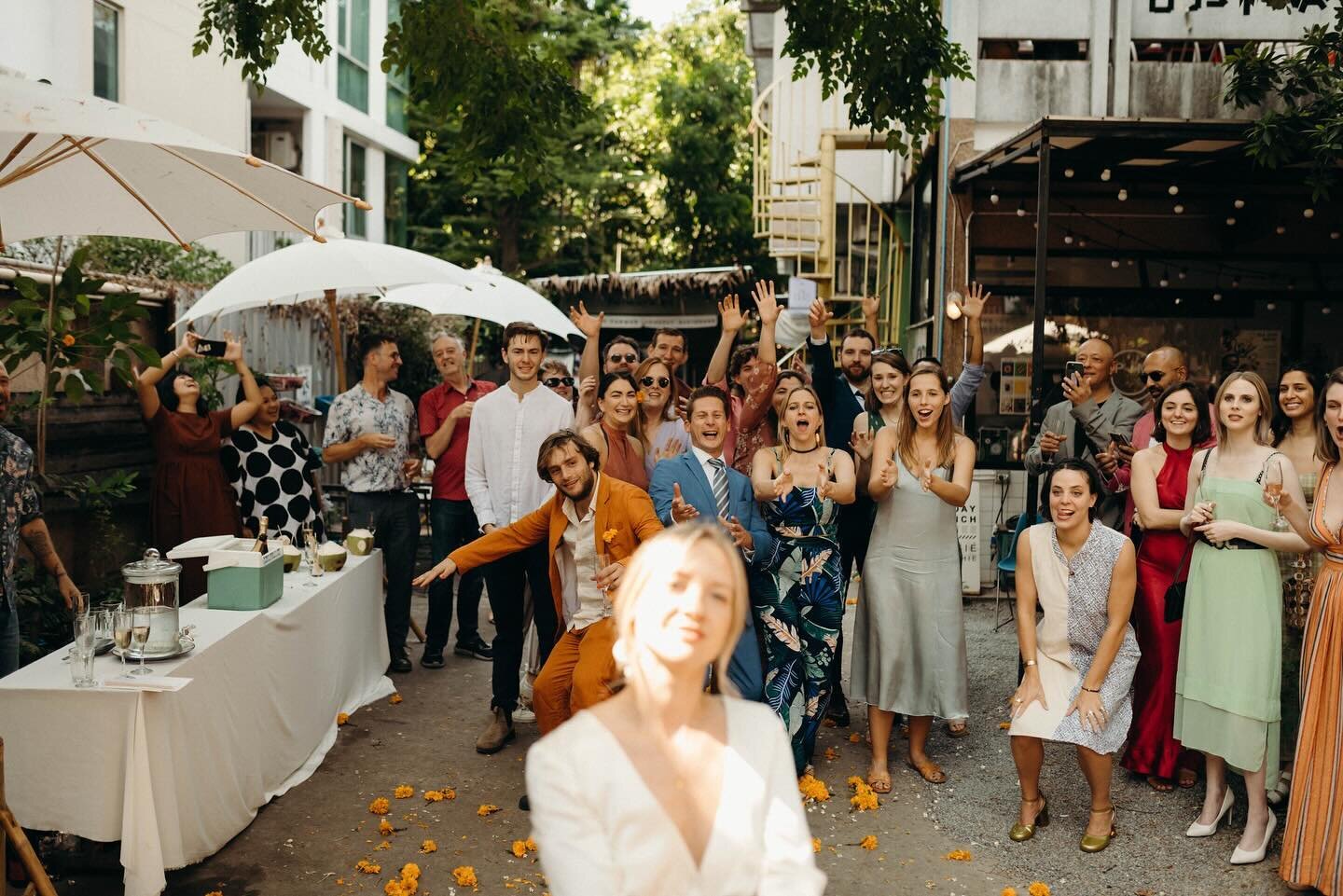 I actually don&rsquo;t see a lot of bouquet tosses at the weddings I shoot which is fine, but they do make for some of the most wildly fun photos 💐

These are from the wedding I got to shoot in Bangkok last winter! I&rsquo;m going through them to bl