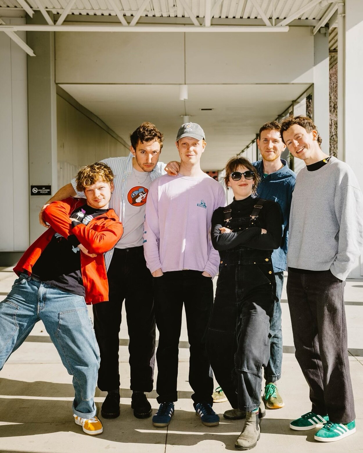 One of the perks of working at @kexp is that sometimes the band you just filmed will let you jump in on their portrait session as you head out the door to catch the bus - thanks @squidbanduk! 

📸 the incredible @erictra