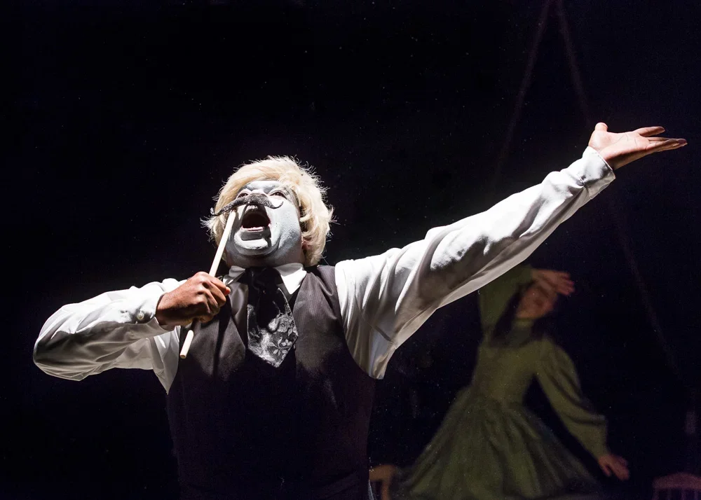 AnOctoroon-ArtistsRep-Joseph-Gibson-Alex-Ramirez-de-Cruz-photocreditRussellJYoung-C3C1062.jpg.webp