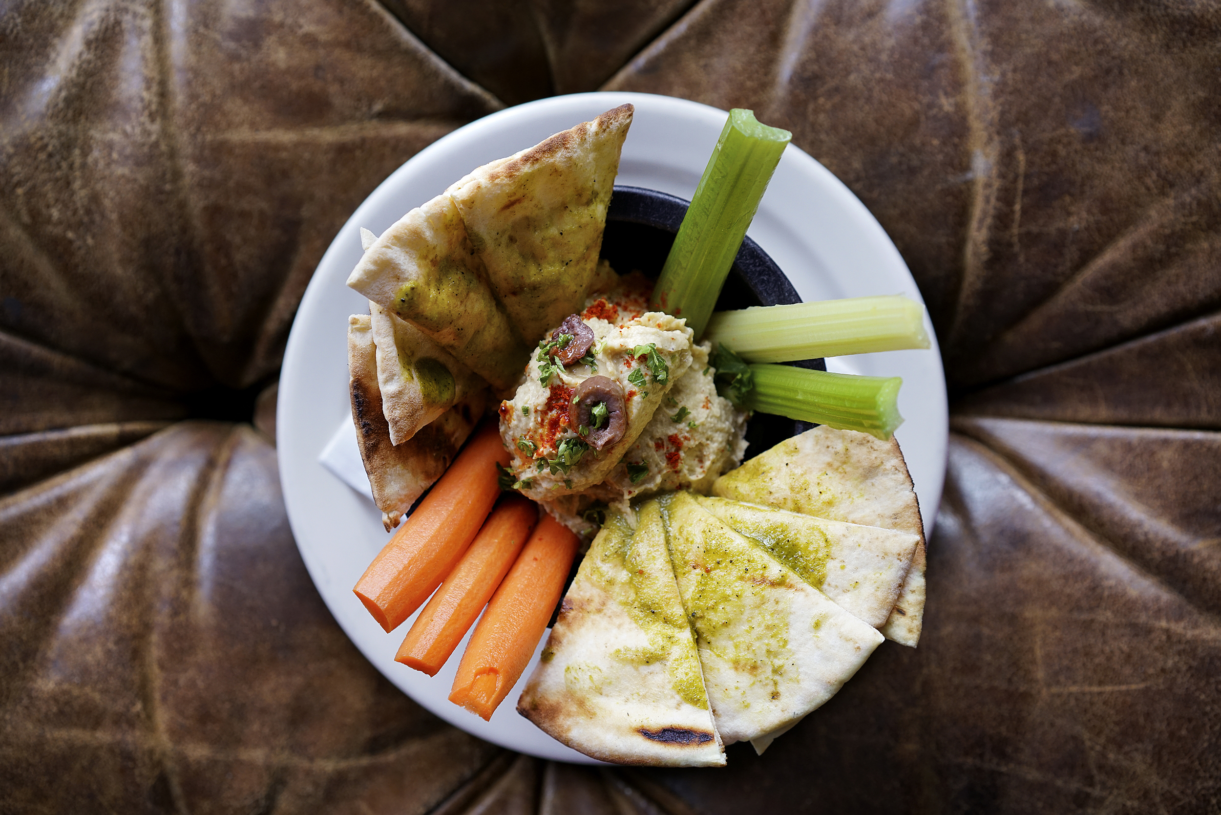 Authentic Hummus with Spicy Pita & Crudite