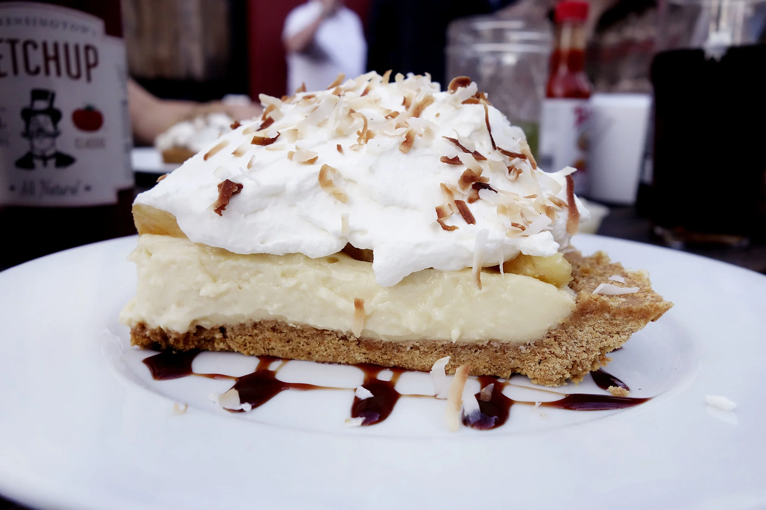 Hawaiin coconut pie w Pineapple