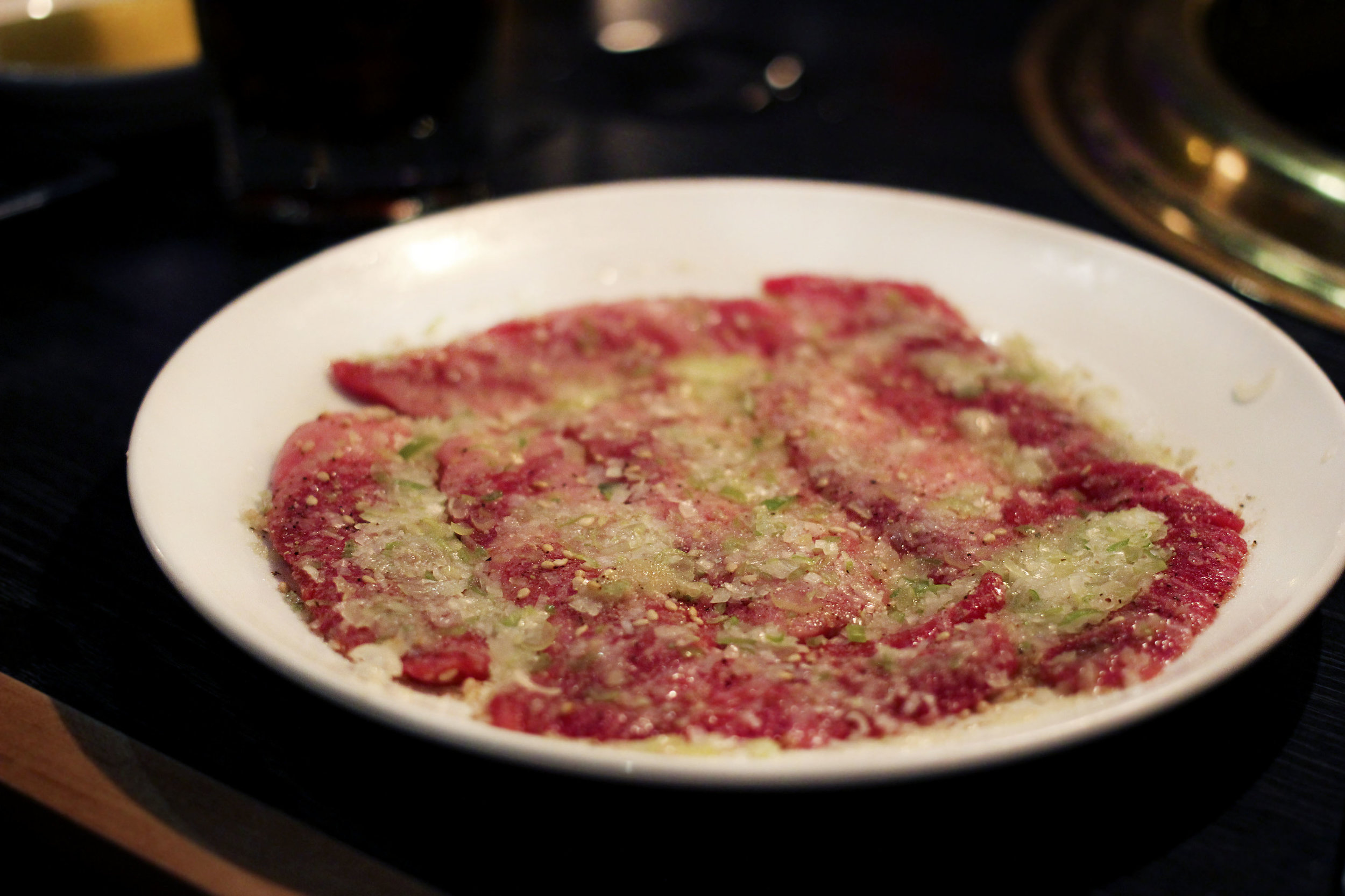 Manpuku Kalbi Shio - Sliced orginial salted prime beef short rib with Tokyo onion. Tender and flavorful.