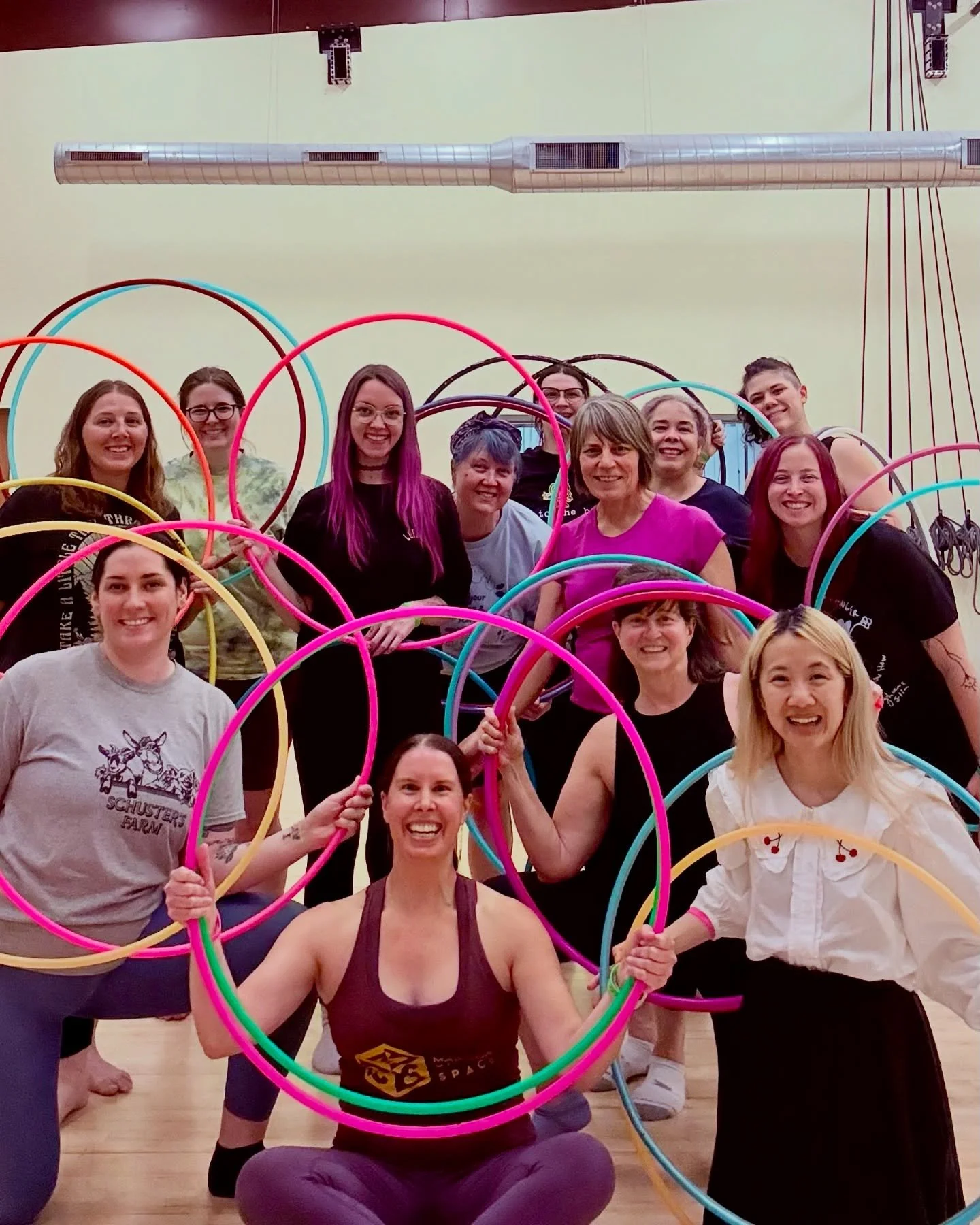 Huge congratulations to this amazing group for tacking 2-hoop weaves at @madisoncircusspace last night!!! Everyone totally got the two-beat, and made incredible progress towards their 3-beat weave journey! And some people even walked away with a full