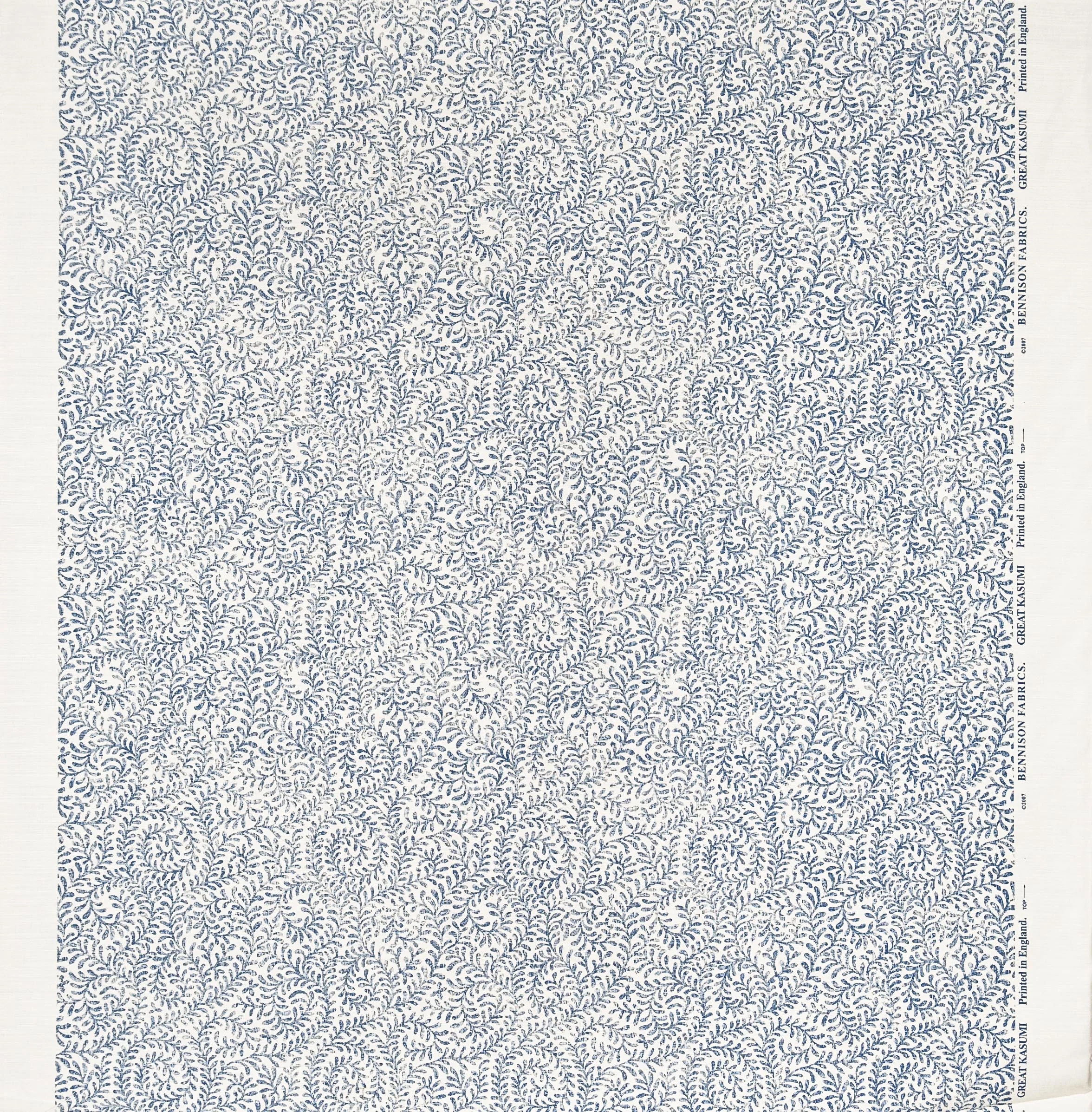 Great Kasumi - Blue on Oyster