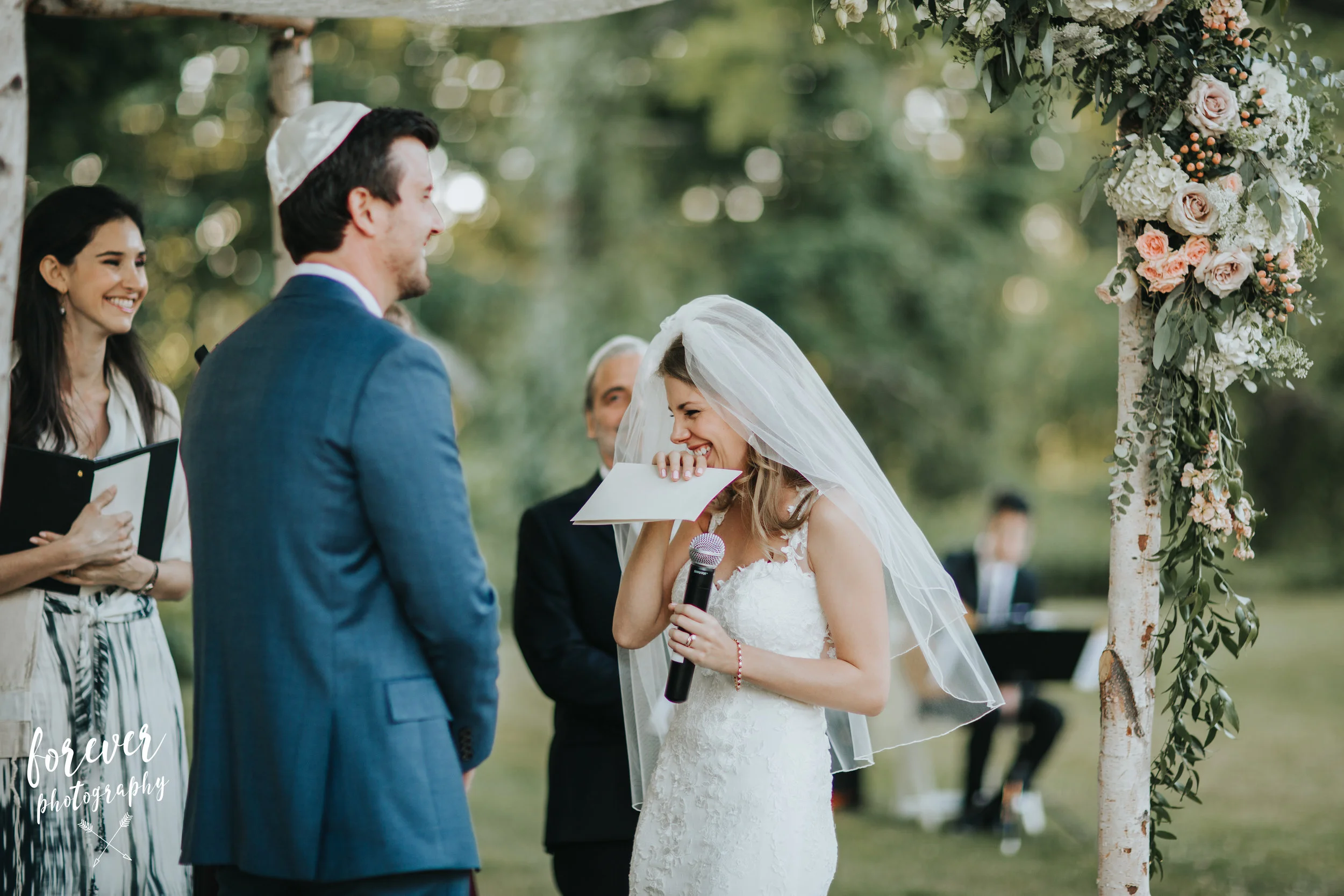 jewish bride and groom 