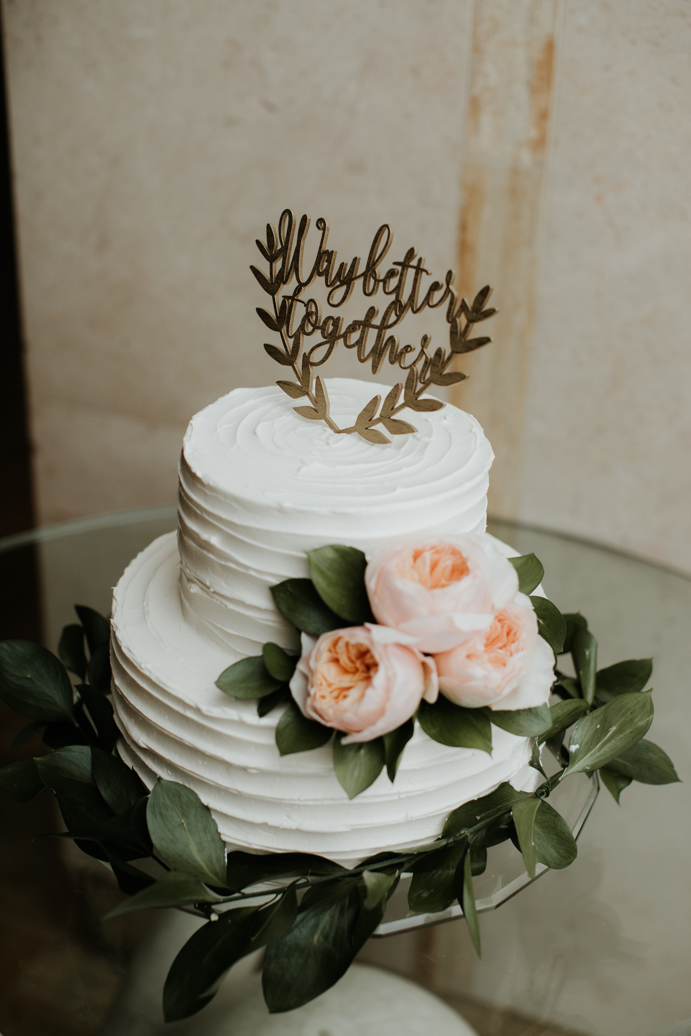 aleta restaurant wedding cake