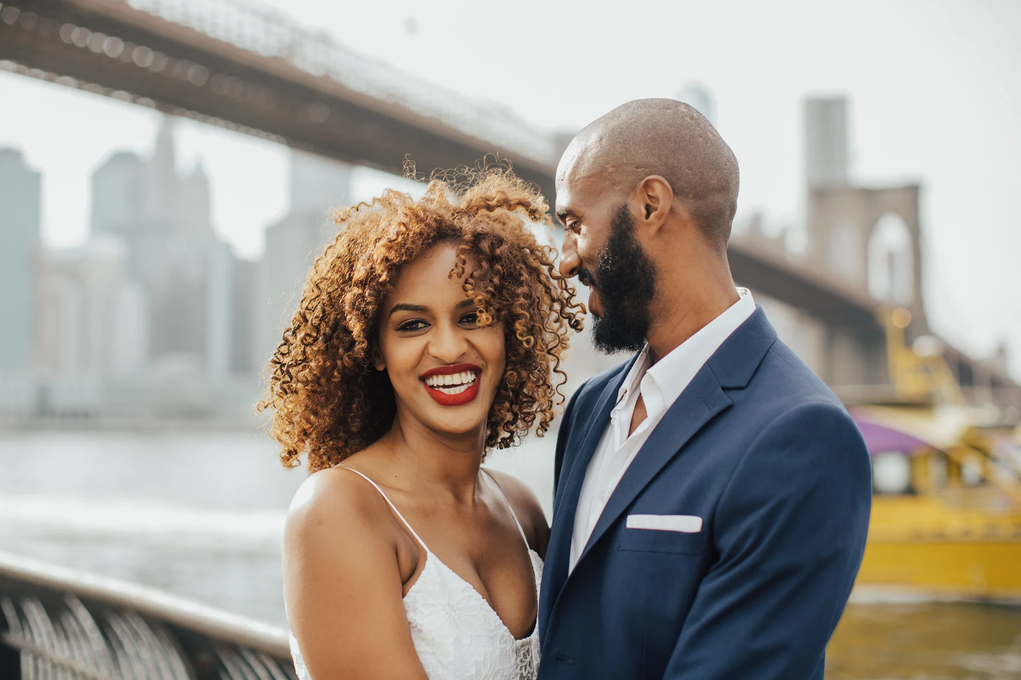 dumbo brooklyn engagement photos