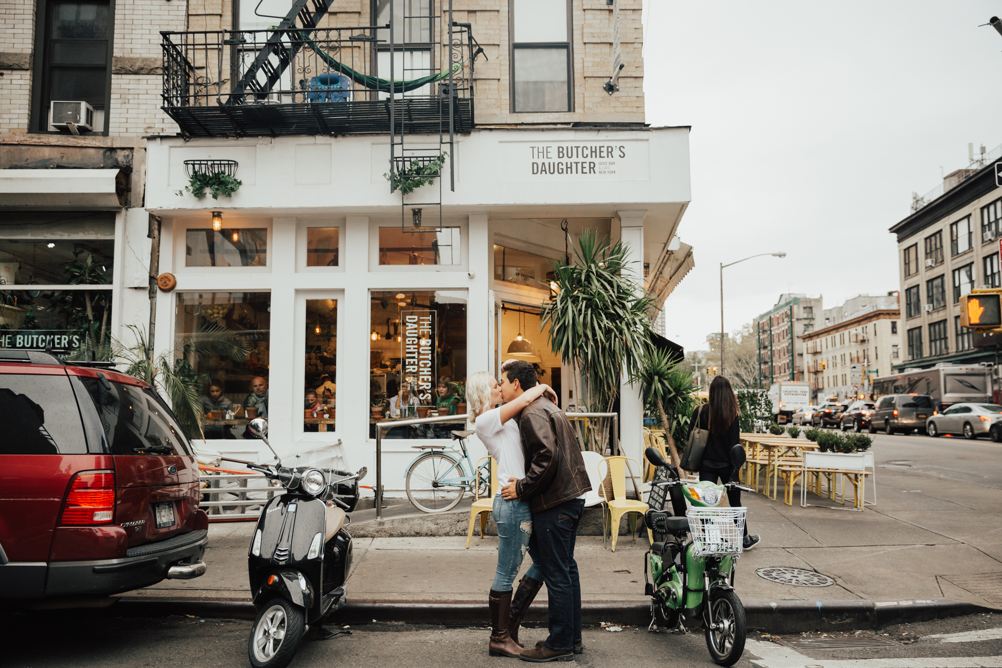 pre wedding photographer