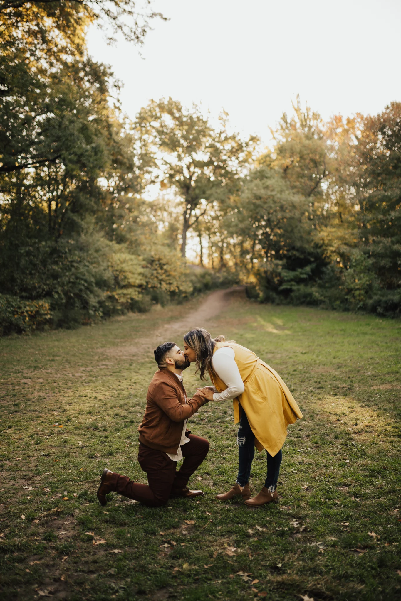 Crystal + Alberto // Autumn Central Park Engagement 