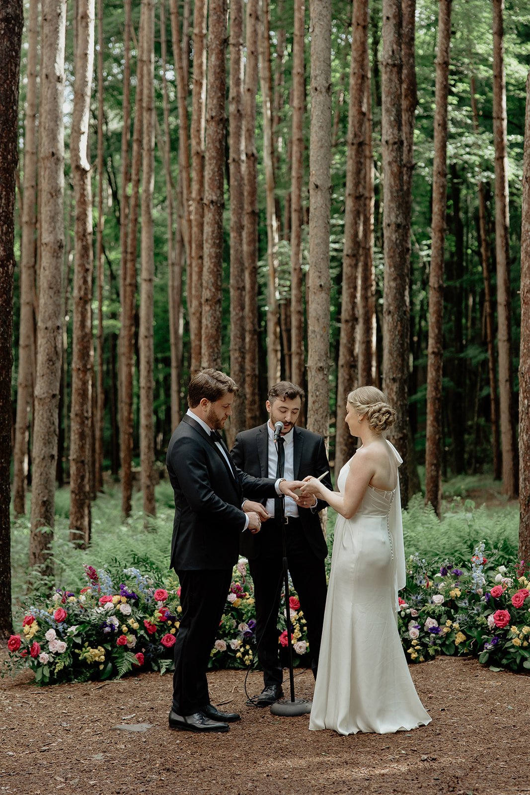 Anna &amp; Billy's Wedding // The Roxbury Barn and Estate