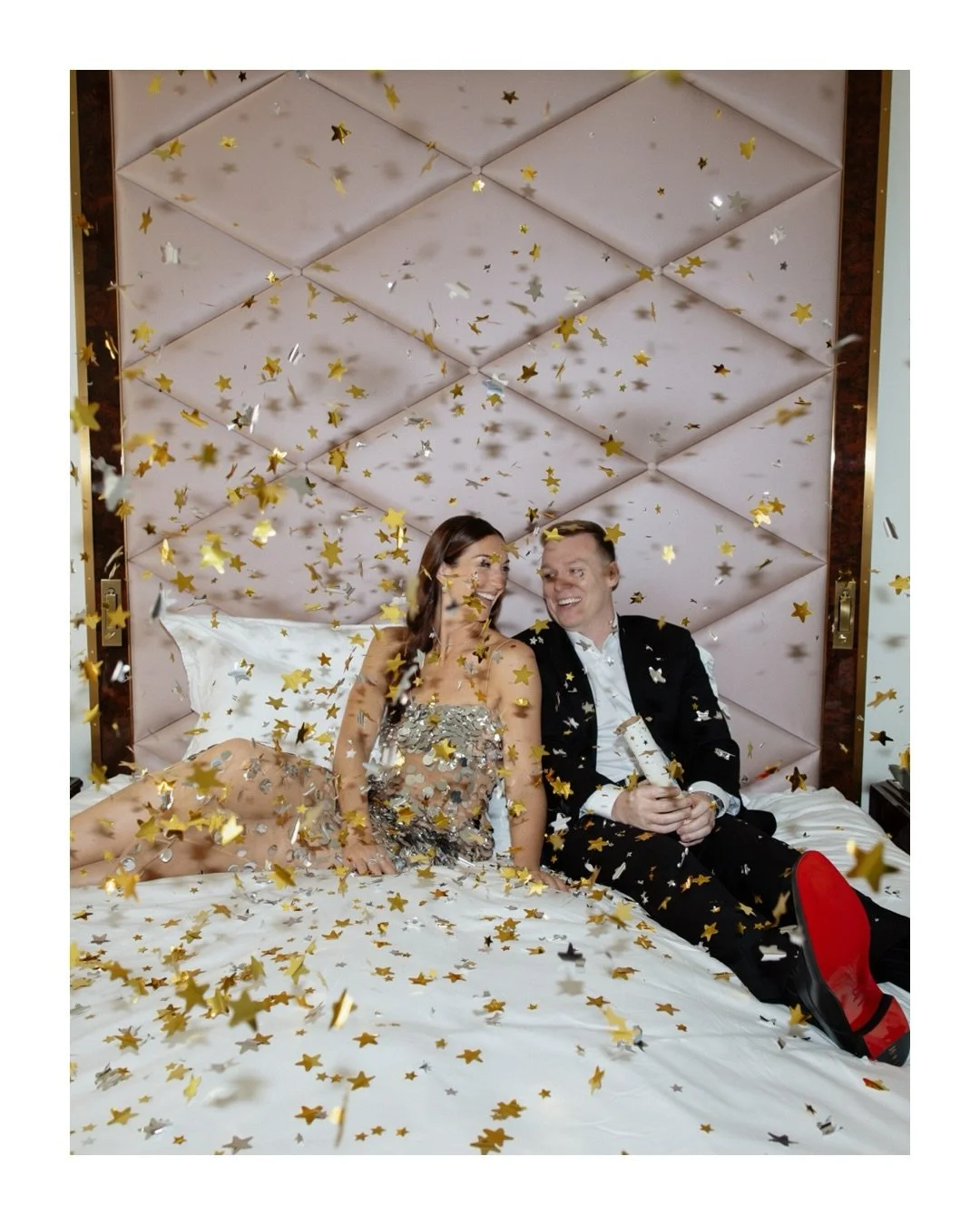 Closing out 2025 with a full heart 🤍🍾🥂 
To all the couples we photographed this year: thank you for letting us witness the real stuff. The sweet exchanges, the belly laughs, the hugs that linger, the &ldquo;we did it&rdquo; smiles.

We&rsquo;re st