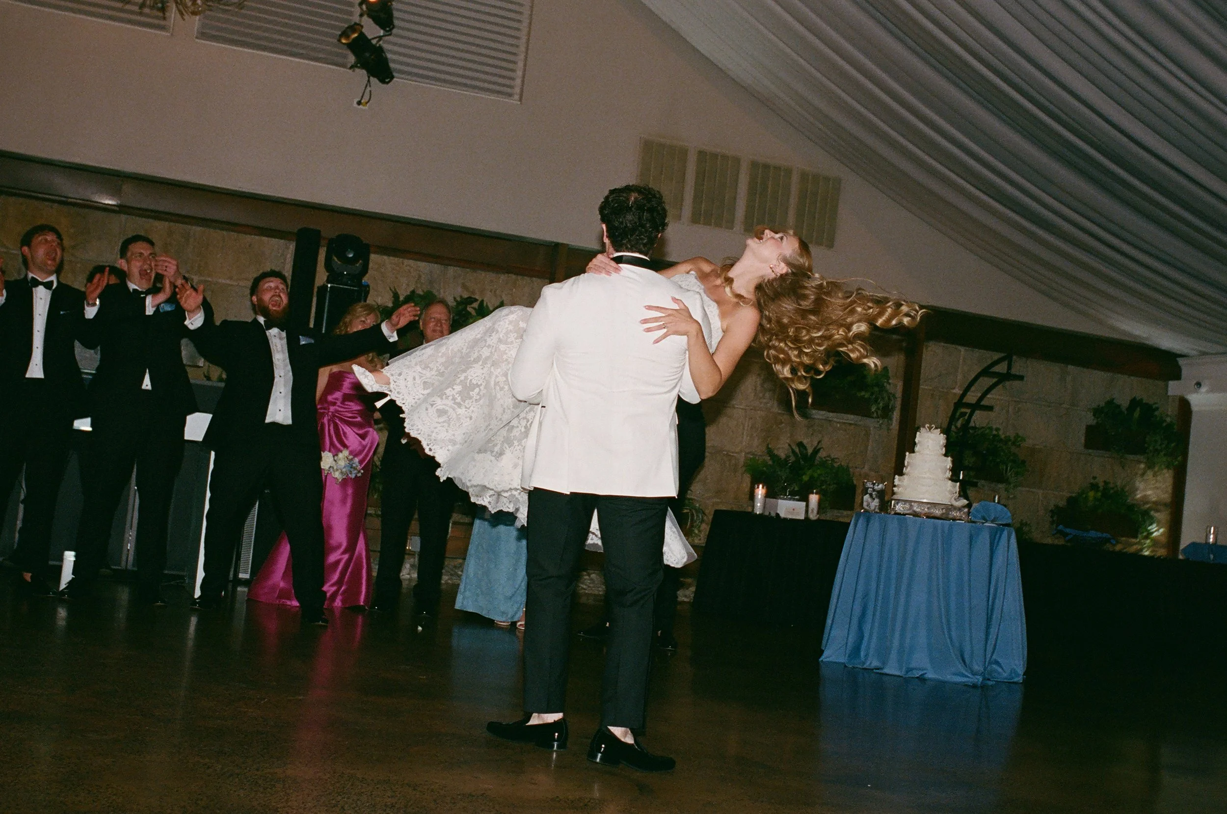 lindsay_nick_weddingfilm136.jpg