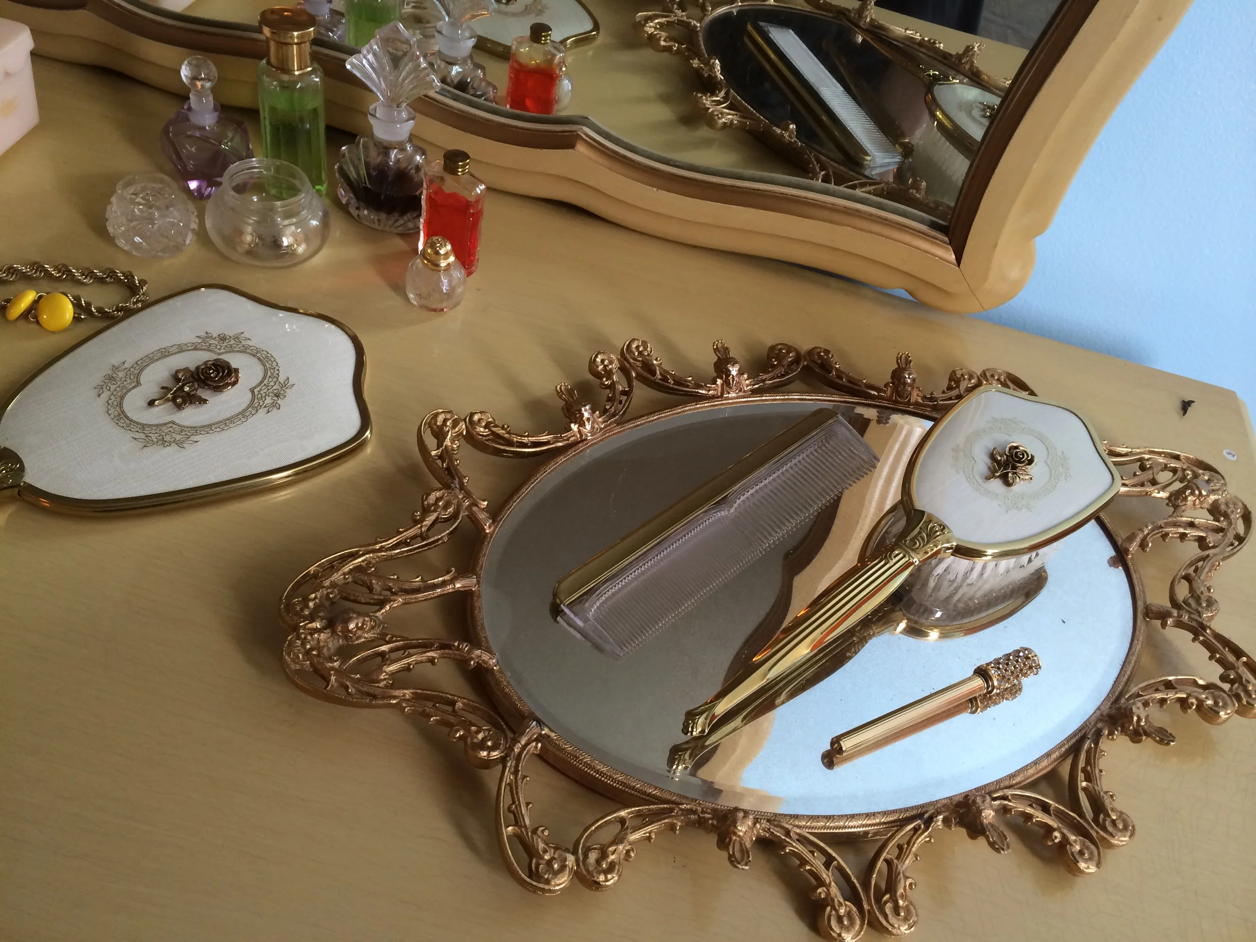 A Crime To Remember Season 2 - 1960's Bedroom Dresser Detail