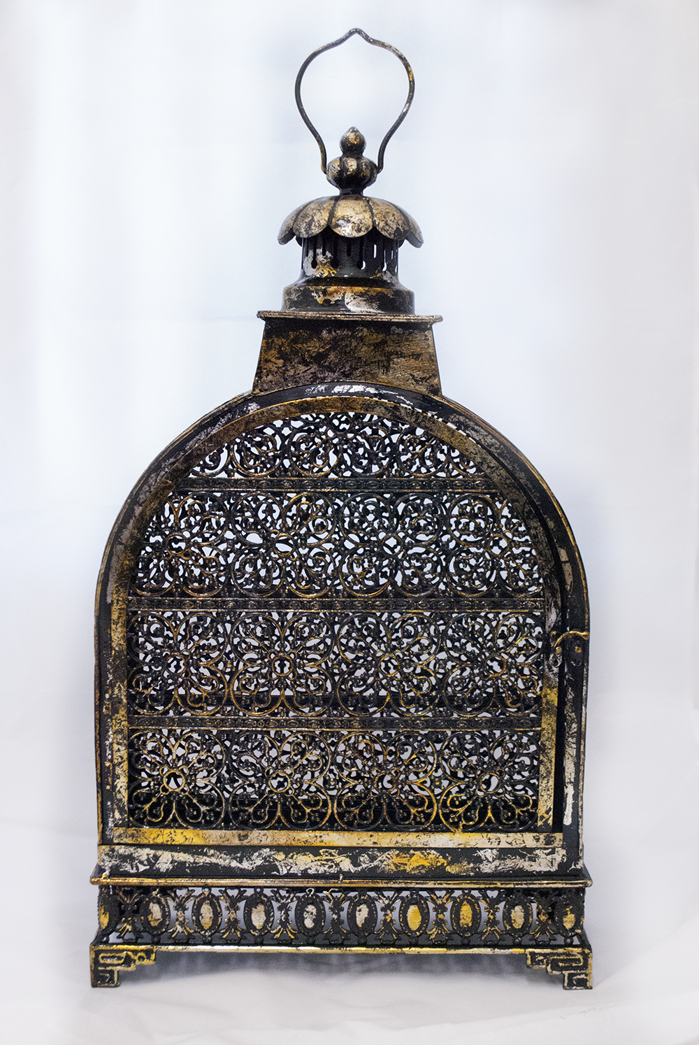 gothic lantern Quantity: 4 Price: $20.00