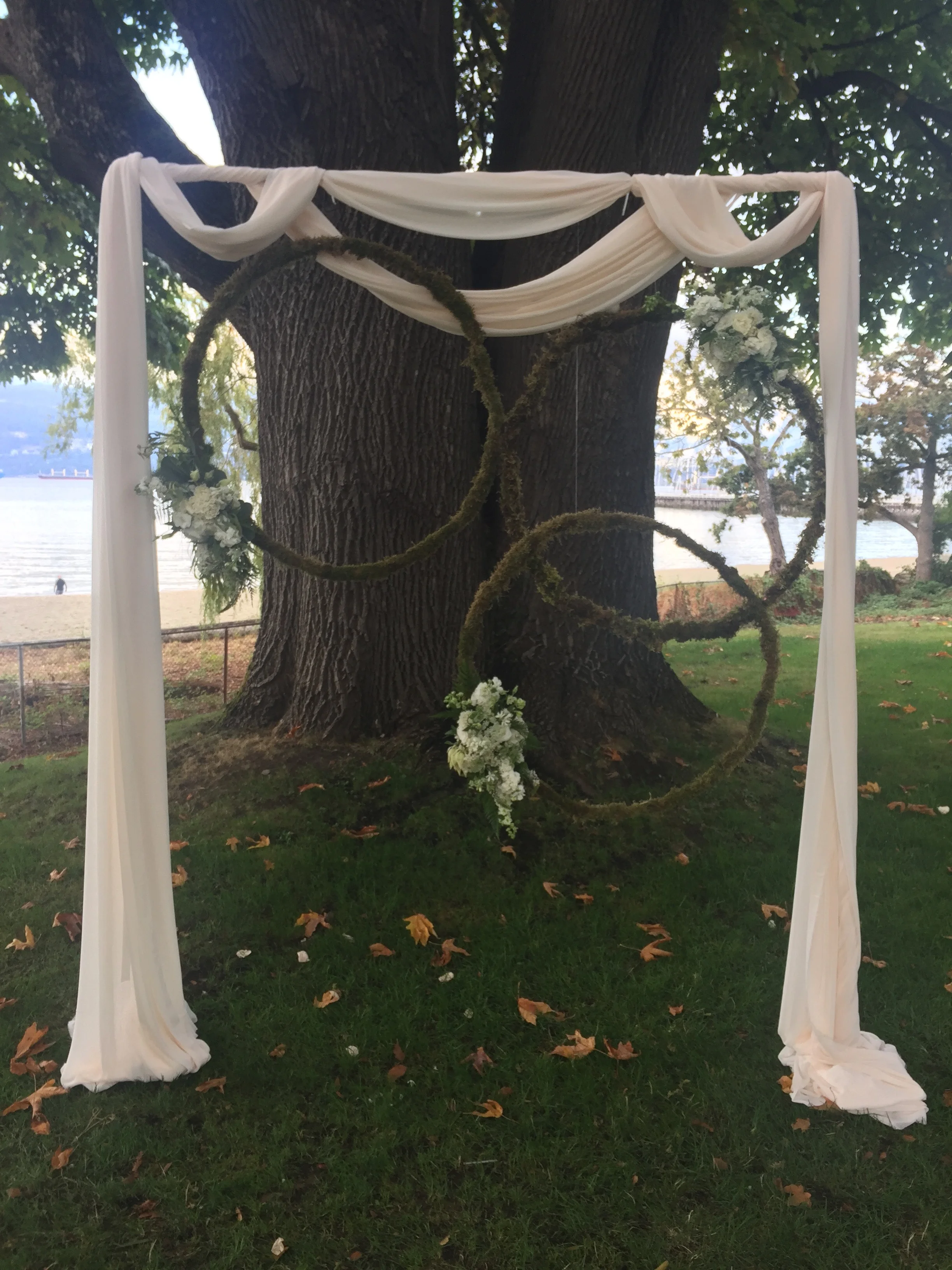 pipe arch + fabric treatment Quantity: 1 Price: $250.00