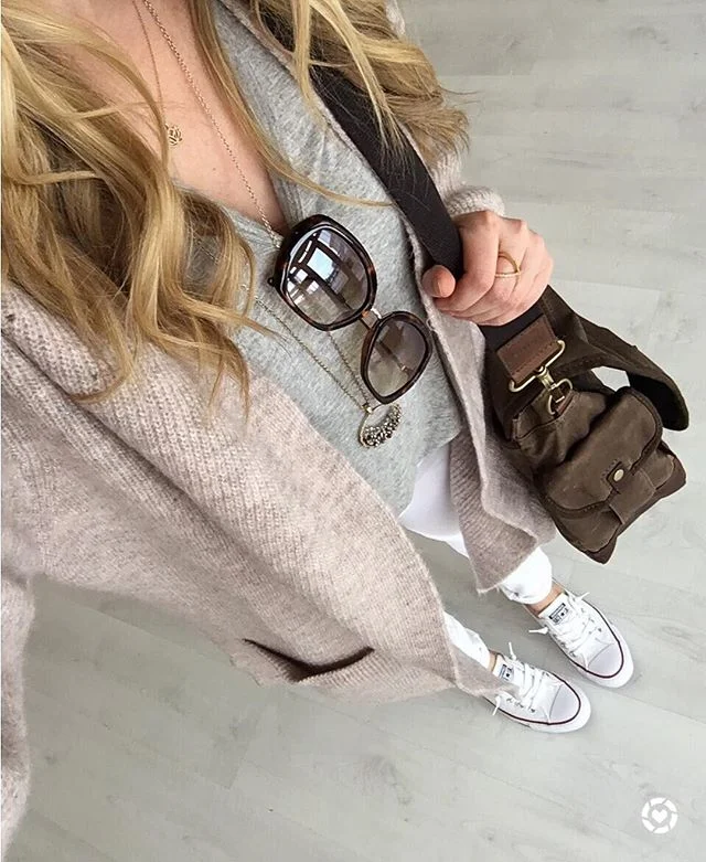 #OOTD 🌊🌲😊 Had to reorder this tee in black because mine got bleach on it! 😩😩 http://liketk.it/2qNg3 #liketkit @liketoknow.it #casualstyle