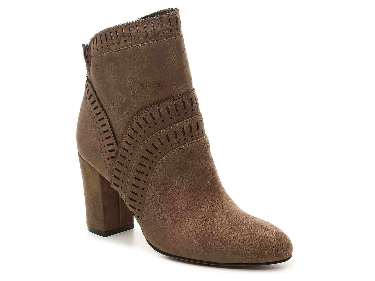 STUDIO ISOLA CALI BOOTIE