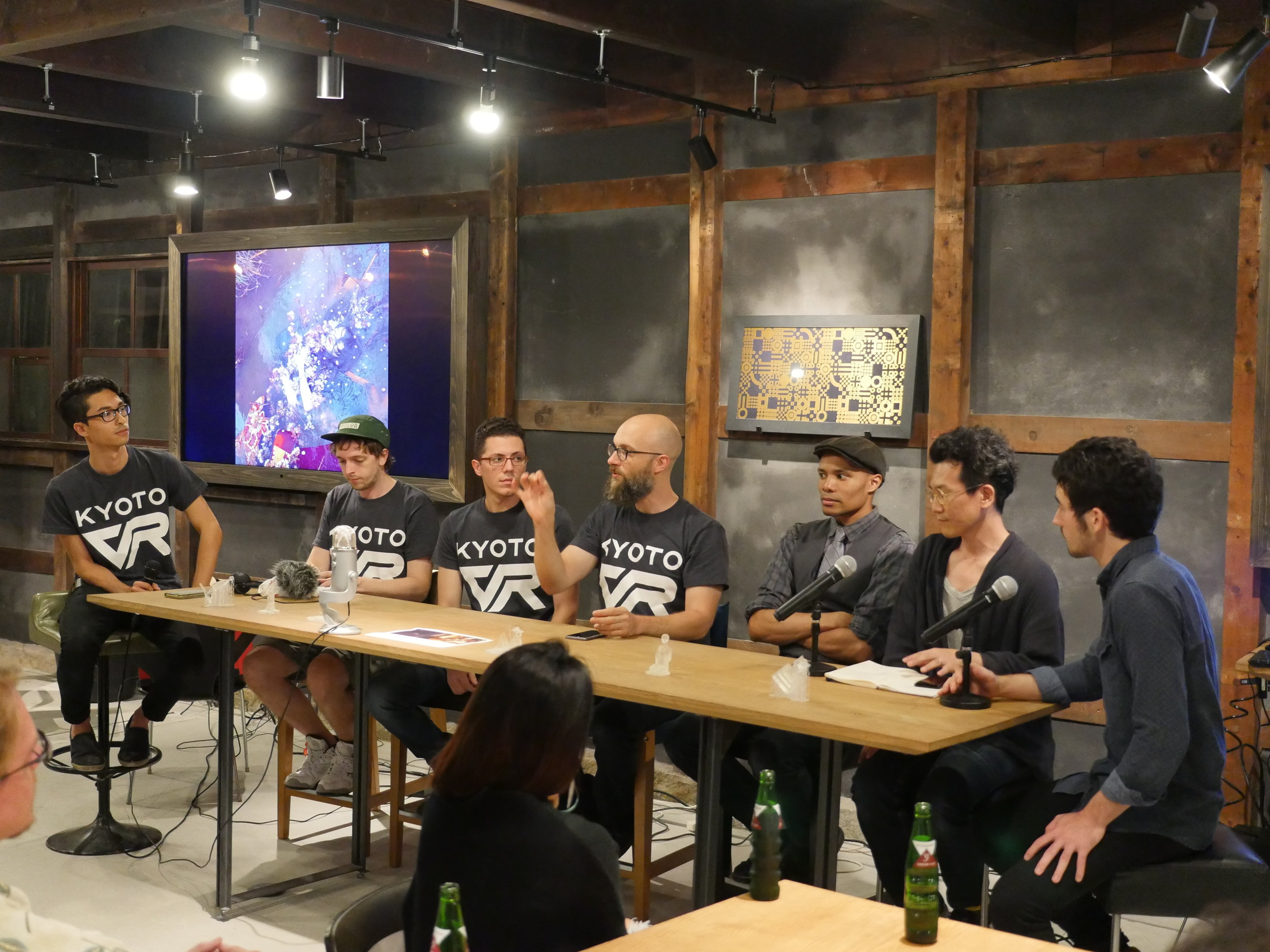 The Kyoto VR team talking about the technical process that went in to creating their 3D scanned models.
