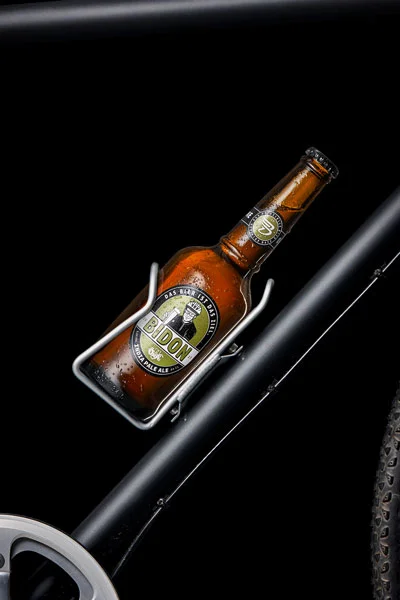 Thumb_Mathias-Zuppiger_Lorenz-Wahl_Bikedays_Bidon-Bier_RGB.jpg