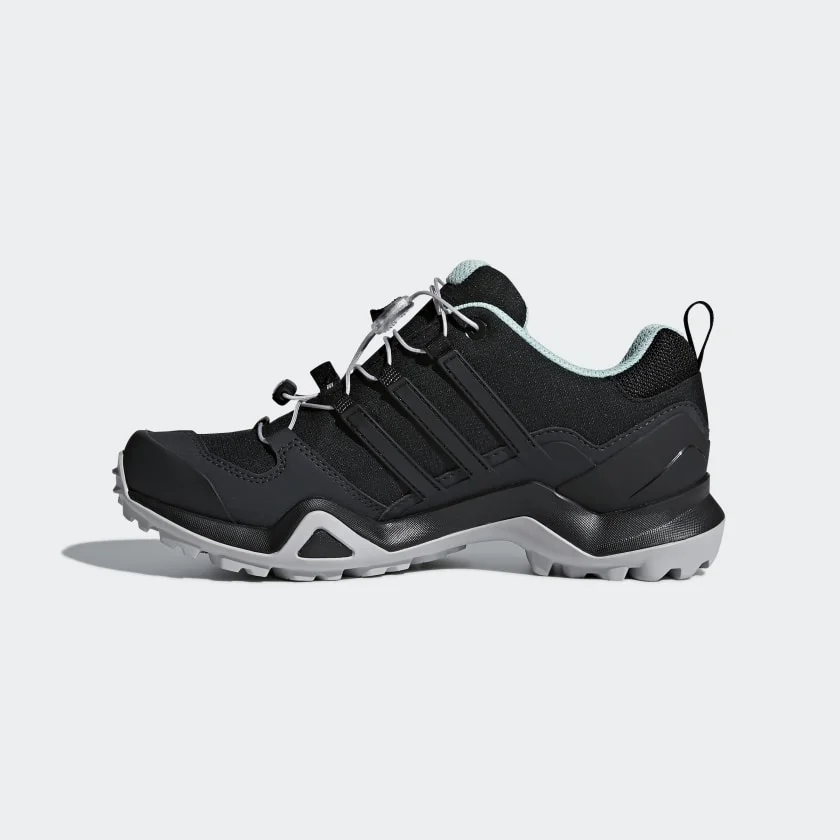 Terrex_Swift_R2_GTX_Shoes_Black_CM7503_06_standard.jpg