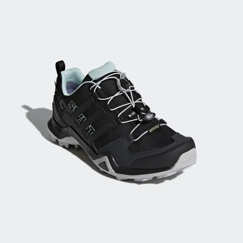 Terrex_Swift_R2_GTX_Shoes_Black_CM7503_04_standard.jpg