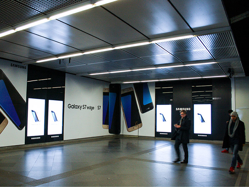 S7 Stationbranding Mittelbereich