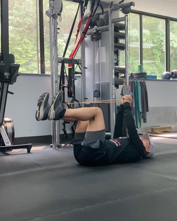 ☠🐞MORE DEADBUG VARIATIONS🐞☠

1️⃣ Anti-Rotation
2️⃣ Anti-Extension
3️⃣ Band Resisted Lower Limb

Some different ways to spice up this simple core exercise.