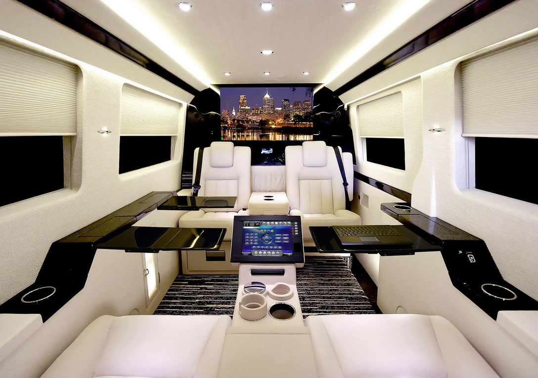 white-luxury-private-jet-interior-luxury-planes-2015.jpg