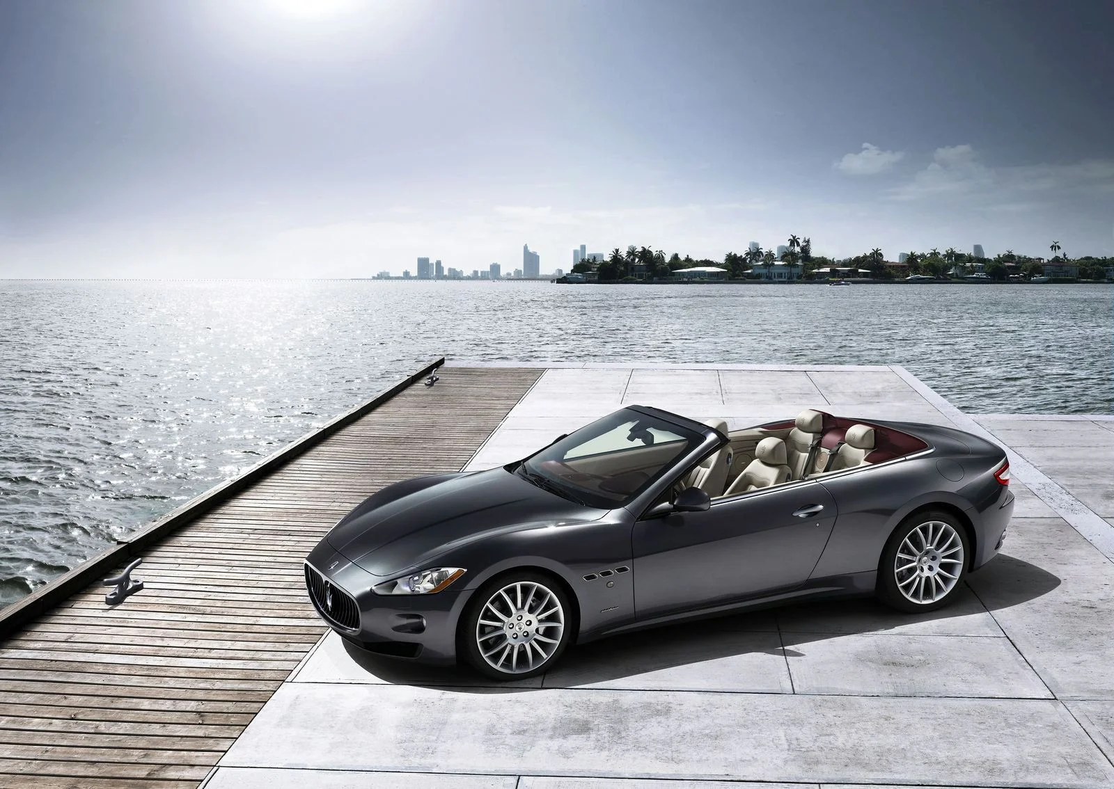 maserati-granturismo-convertible-us-2010-17.jpg