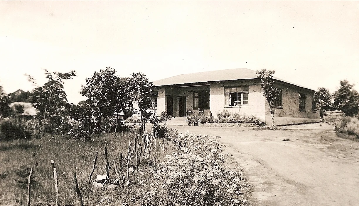 On a different note: The Public Works Department Supervisors house in Abercorn. This was built in 1950 by David McClean Clark and later occupied by "Aunty" Pat and Henry Williams. It was on the road leading directly up to the IRLCS HQ and faced the back of the Boma.