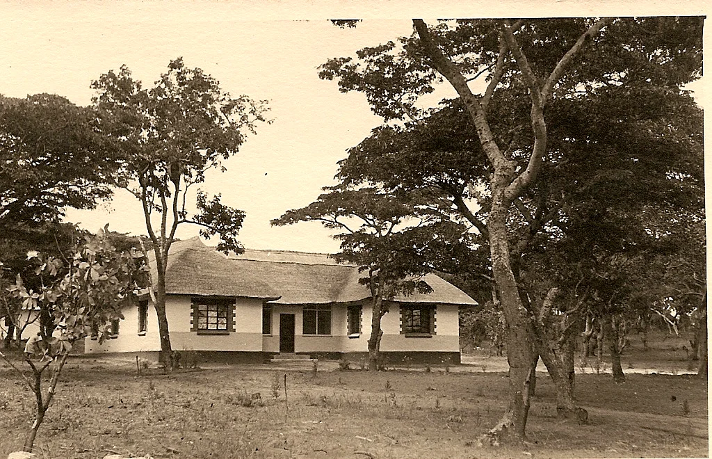 Abercorn House perhaps dating from the Polish Camp era 1943-46. On the right out of town on the Itimbwe Road.