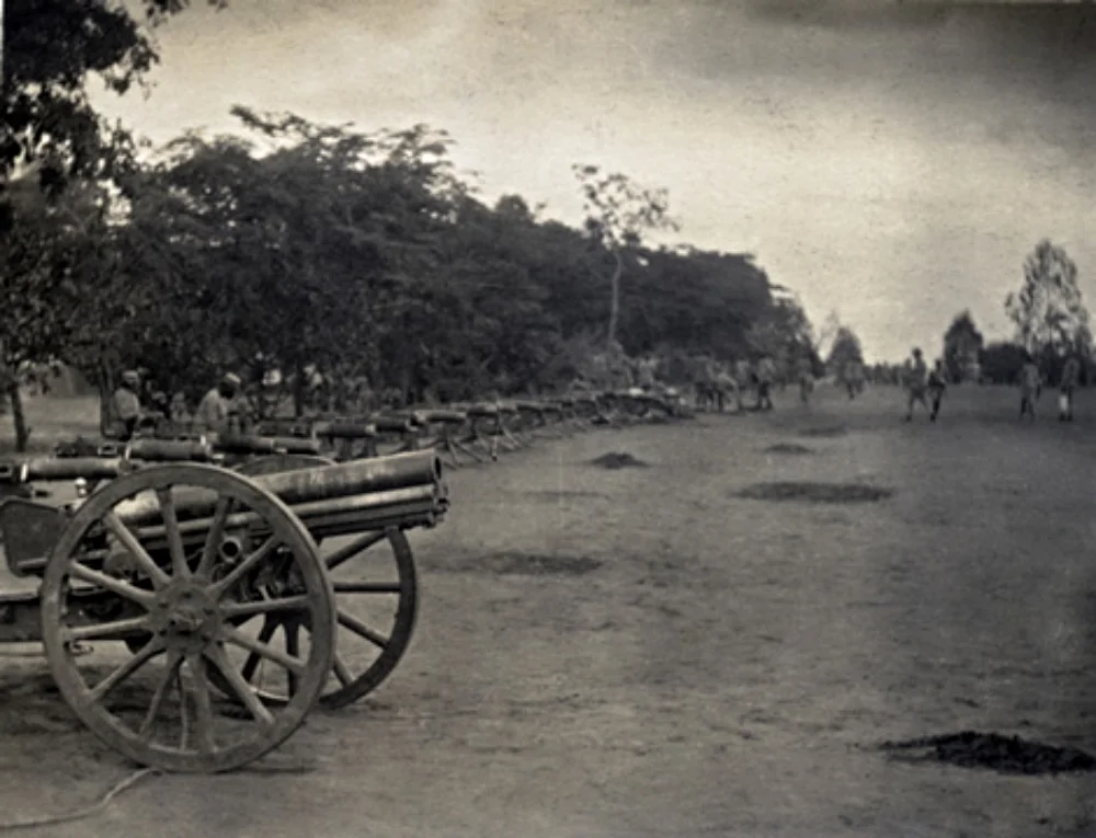 Line up of the Guns von Lettow Forbeck surrendered in Abercorn in November 1918. See next image for details of the weapons and Articles section for a description of the event. Ref. BC330, Molteno/Murray Papers, UCT Libraries Special Collections. 