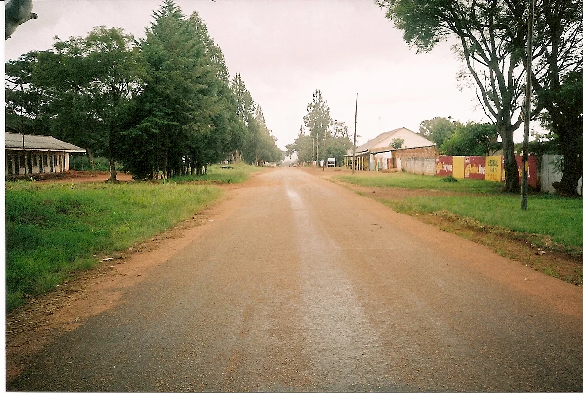 Independence Av. Mbala in 2006 looking west. Photo Jackie Beare.